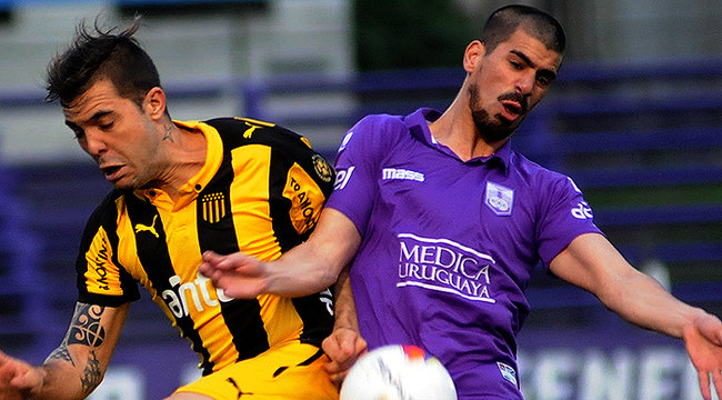 imagen de Peñarol cayó ante Defensor en el Franzini