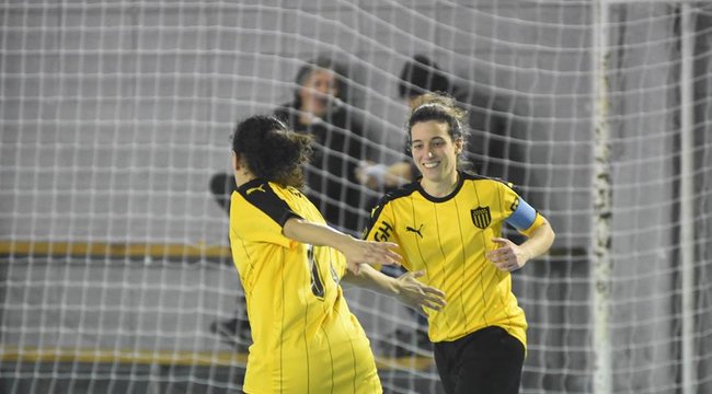 imagen de Peñarol, a puro triunfo en Fútbol Sala Femenino