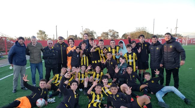 imagen de Victoria en el Clásico de Sub 13