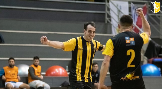 imagen de Peñarol goleó 12-0 a Old Christians