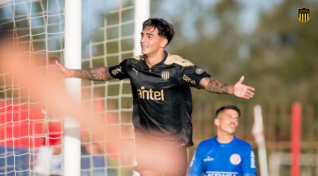 imagen de Peñarol venció a Rentistas con gol de Facu Torres