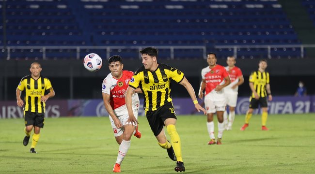 imagen de River Plate 2-1 Peñarol
