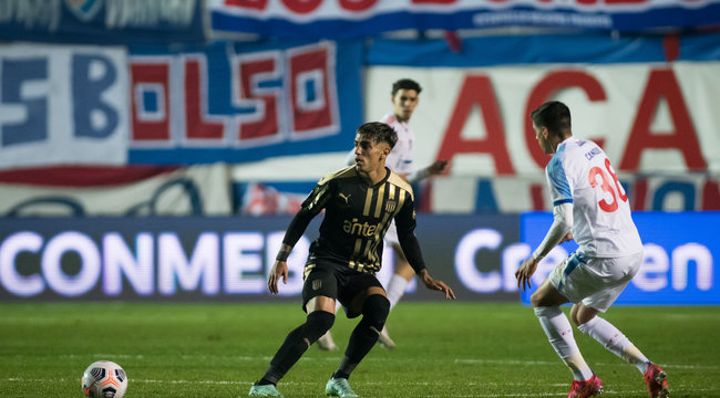 imagen de CLÁSICO CONTINENTAL: Peñarol, en busca de la clasificación
