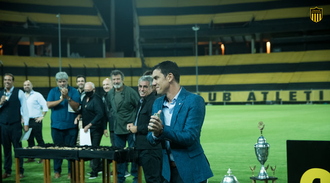 imagen de Peñarol homenajeó a sus campeones