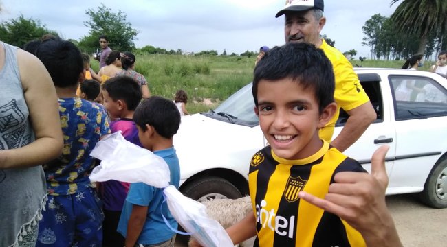 imagen de ¡Las Peñas hacen que la vuelta a clases sea en amarillo y negro!