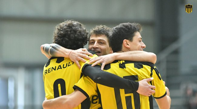 imagen de Gran presente del Fútbol Sala Carbonero
