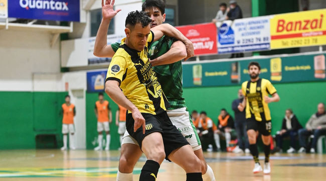 imagen de Peñarol se enfrenta a Old Christians en Fútbol Sala