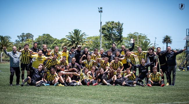 imagen de ¡Peñarol Campeón Uruguayo de Tercera División!