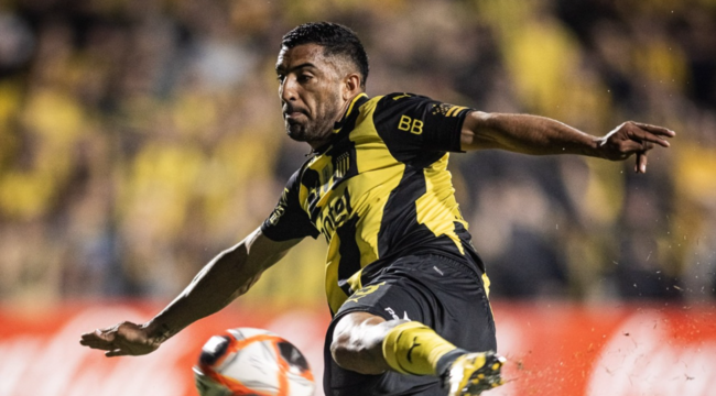 imagen de Peñarol debuta en la Copa de la Liga AUF ante Central Español