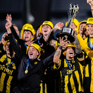 imagen de ¡PEÑAROL CAMPEÓN DE LA SUPERCOPA URUGUAYA!