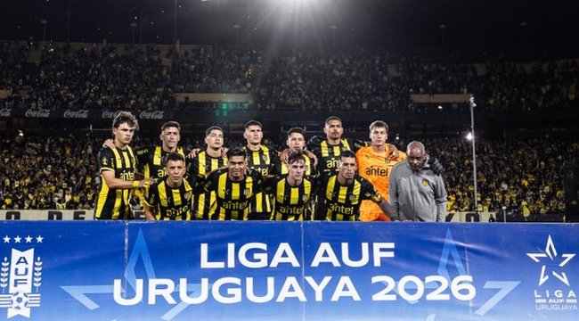 imagen de Peñarol enfrenta a Albion en el Centenario
