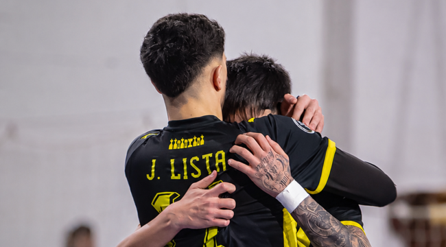imagen de Peñarol venció a Old Christians y lidera la Copa de Oro