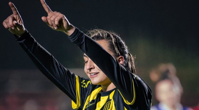 imagen de Peñarol goleó a Juventud ¡17 a 0!